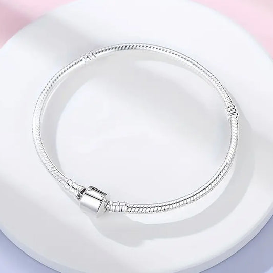 925 Sterling Silver Snake Charm Bracelet 21cm