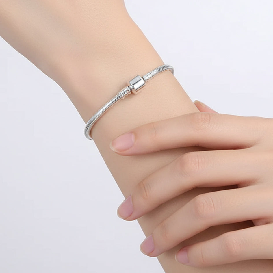 925 Sterling Silver Snake Charm Bracelet
